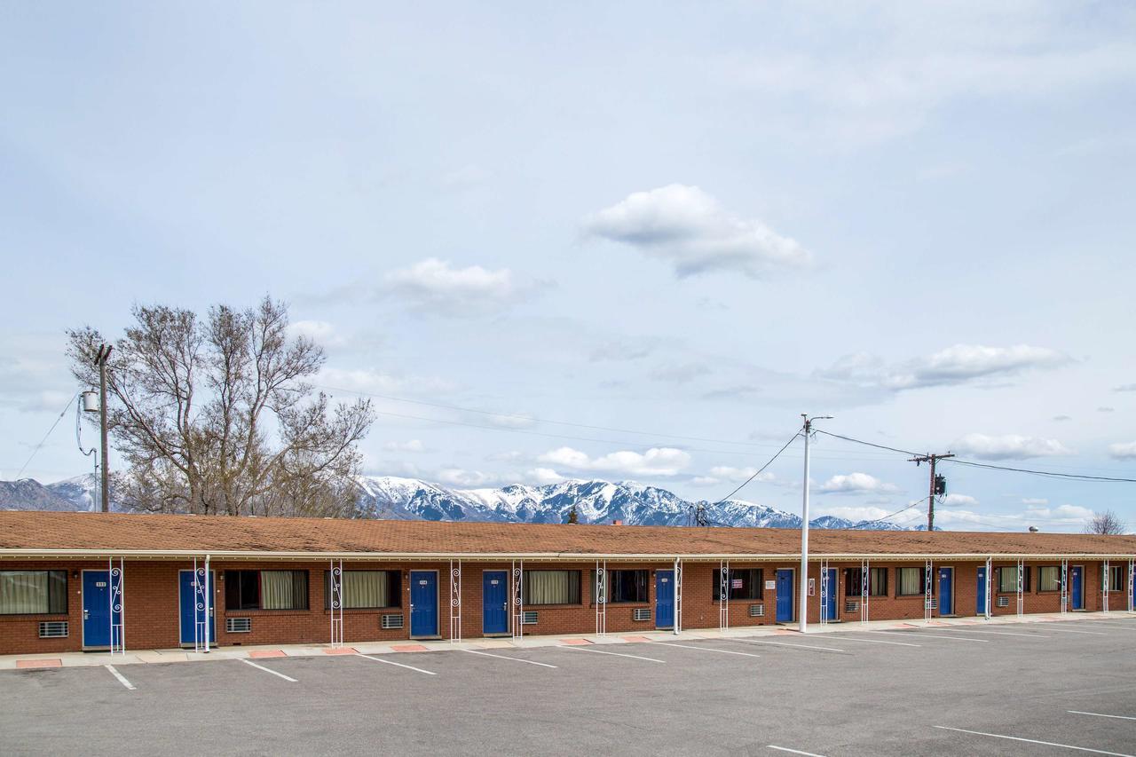 Motel 6 Tremonton, Utah Bagian luar foto
